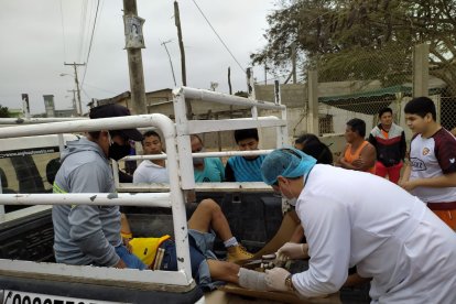 El obrero fue atendido y derivado a una casa de salud de Santa Elena