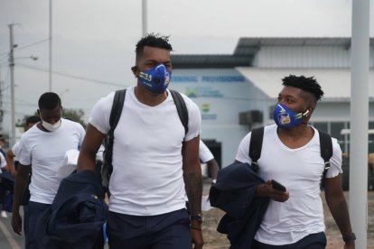 Los jugadores del cuadro mantense llegaron con anticipación al duelo copero.