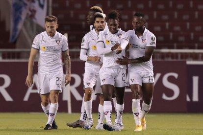 Jhojan Julio celebra un gol marcado al cuadro brasileño.