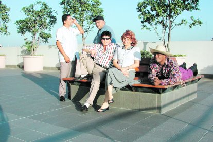 Así lucía el elenco de la serie televisiva en 2001.