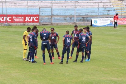 El Deportivo Quito disputa el torneo de segunda categoría, tras pasar por el fútbol amateur al ser sancionado por deudas.