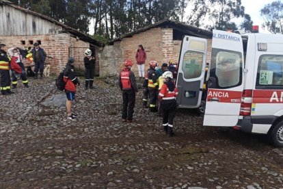 Una mujer resultó herida tras una caída en Cutuglagua.