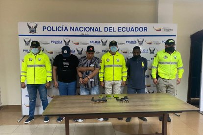 Los sospechosos fueron detenidos y llevados a la Unidad Judicial de Flagrancia.