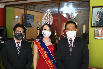 Aylline Vargas tiene 22 años, y es la flamante reina de reinas de la Federación de ligas barriales y parroquiales de Quito.