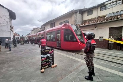 La desgracia ocurrió en las calles Mariscal La Mar y Juan Montalvo, oeste de Cuenca.