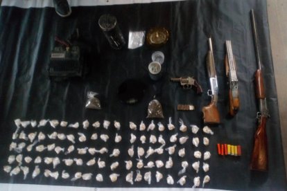 Las evidencias que decomisó la policía.