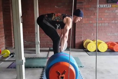 Matthew Nunan no se quedó de brazos cruzados, durante la cuarentena.