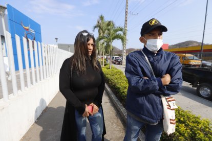 Margarita Minaya (suegra) y Geovanny Pilay (hermano), familiares de la fallecida, relataron como ocurrió el crimen de su ser querido.