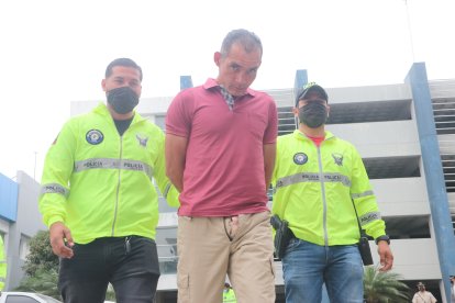 El sospechoso sería procesado por el delito de asesinato, informó el fiscal Víctor González.