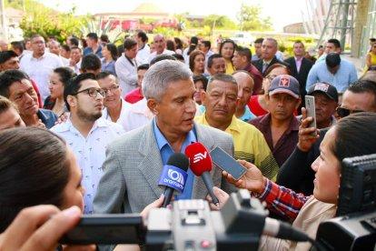 El alcalde Washington Arteaga deberá presentarse semanalmente ante una autoridad judicial.