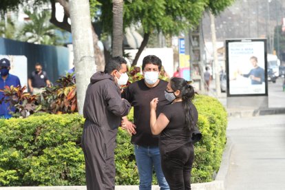Familiares de la cañareja llegaron a Guayaquil para retirar el cadáver de su ser querido.