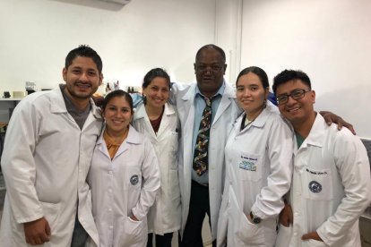 El equipo conformado por profesionales de la Espol es responsable del descubrimiento del hongo.