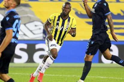 El delantero ecuatoriano Enner Valencia marcó su primer gol en el balompié de Turquía.