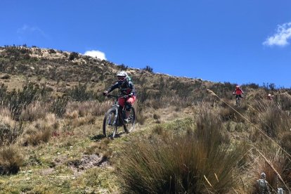 Las afectadas son ciclistas profesionales que iban a un encuentro pero el hampa las detuvo.