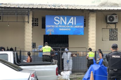 El plan de siete internos de la celda 13 se ‘vino abajo’ cuando sometieron a la guía que los vigilaba.