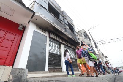 El local de comidas quedó destruido producto de las llamas