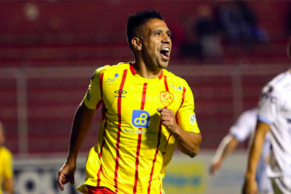 Víctor Figueroa, goleador del Papá Aucas.