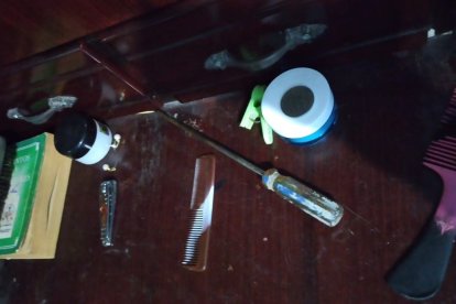 Este es el destornillador con el que se habría cometido el hecho de sangre.