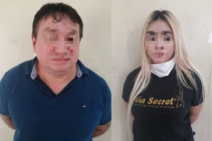 Los ciudadanos se movilizaban en un carro azul y sin placa. El hombre registra antecedentes penales.