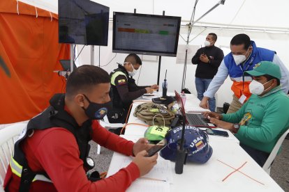 Las actividades se concentran en la explanada del estadio Monumental.