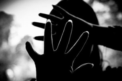 Los cuerpos de las dos personas  estaban dentro del domicilio.