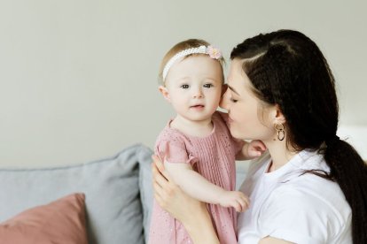 A partir de los 6 meses, al niño se le puede aplicar colonia.