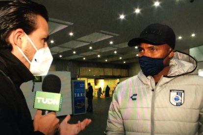 Antonio Valencia llegó a México, para vincularse al Querétaro.