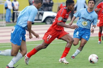 Antonio Valencia se dio a conocer en El Nacional en 2005.