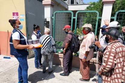 45% de las personas que viven en situación de calle se alimentan gracias a la
generosidad de la gente.