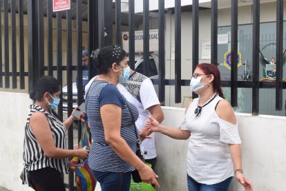 Los deudos estaban entristecidos por la pérdida prematura del menor de edad.