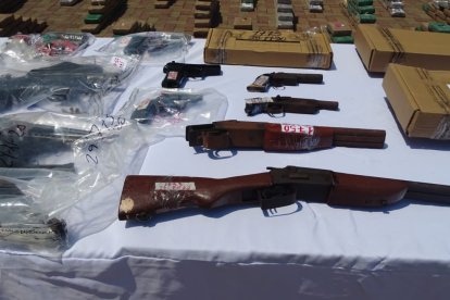 A los involucrados se les dictó prisión preventiva.