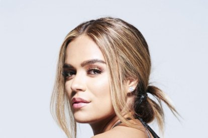 Fanáticos de la cantante están a la expectativa del regalo que dará en redes sociales.