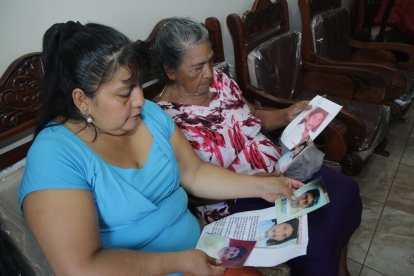 Pilar Cauja y su madre buscaron a Wilson en todos los hospitales de Guayaquil sin lograr resultados positivos.