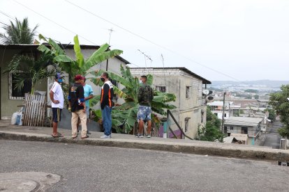Moradores del bloque 6 de Bastión Popular temen que existan represalias por el hecho violento.