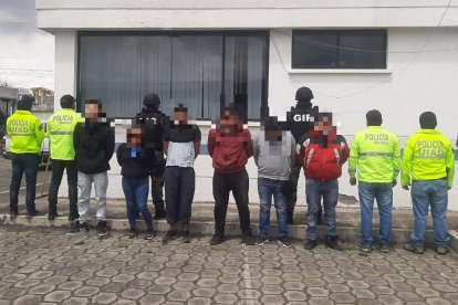 Cuatro de los detenidos tienen antecedentes penales. Uno de ellos con 17 detenciones.