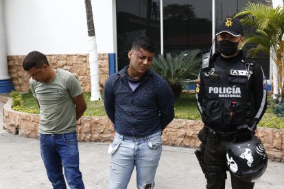 Los involucrados fueron detenidos con el dinero que se habían sustraído.
