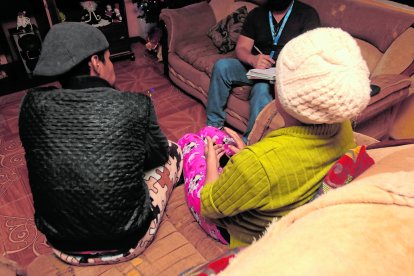 Los parientes del fallecido pondrán la denuncia en la Fiscalía para que la procesen por este hecho.