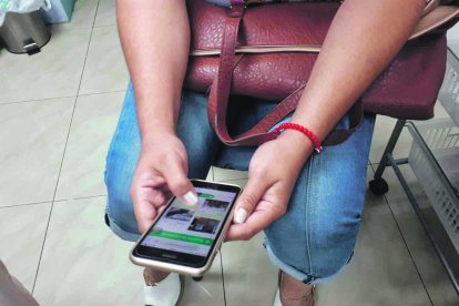 Referencial. Generalmente, las víctimas son contactadas a través de redes sociales, WhatsApp o Facebook.