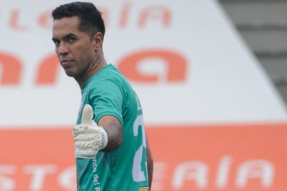 Daniel Viteri se despidió del fútbol profesional, tras la victoria que Guayaquil City logró ante Deportivo Cuenca.