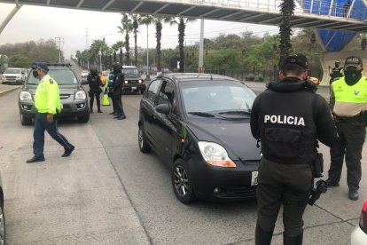 Cerca del Parque Samanes hay un punto de control.