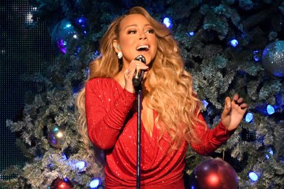 Mariah Carey comentó en una ocasión que creó la canción junto a los compositores fue con la intención de crear un ambiente perfecto para la época.