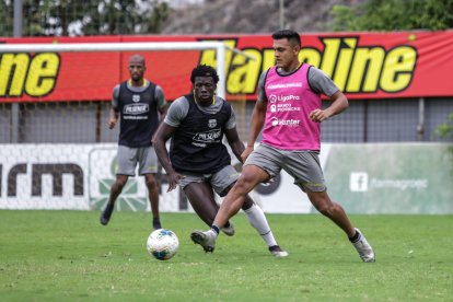 Christian Colmán y Adonis Preciado listos para la final del martes 29 de diciembre del 2020.
