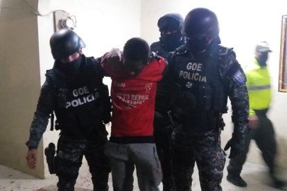 El agresor fue detenido y llevado ante las autoridades de Justicia.