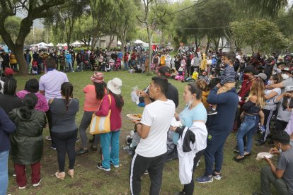 A pesar de las restricciones se evidenciaron aglomeraciones en espacios públicos como el parque La Carolina