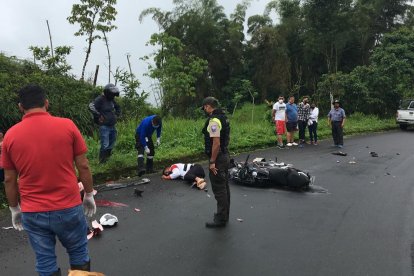 Una de las tragedias ocurrió en el recinto La Florida, ubicado en kilómetro 7 de la vía San Miguel de Los Bancos (Pichincha) - Valle Hermoso (Santo Domingo de los Tsáchilas).