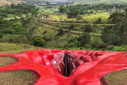 Una imagen de la escultura que ha generado polémicas en Brasil. ¿Crees que es para tanto?
