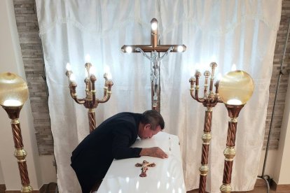 Marcos Jacho no encuentra consuelo por la pérdida de su niño.