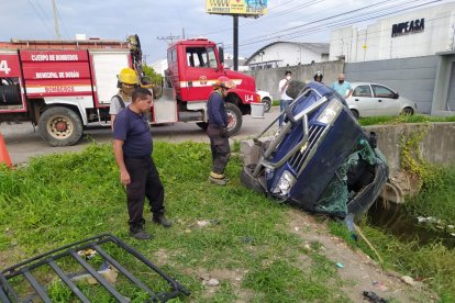 El incidente se produjo en el kilómetro 6 de la vía Durán - Yaguachi.