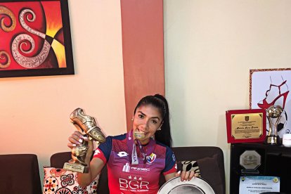 Madeline Riera, la goleadora de la Superliga femenina del 2019 y 2020.