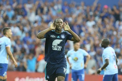 Bryan Angulo esta cerca de volver a Emelec a préstamo.